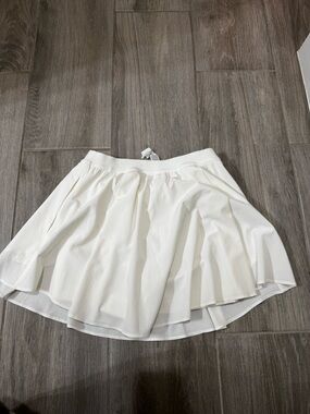 lululemon athletica White tennis Skirt with shorts attached